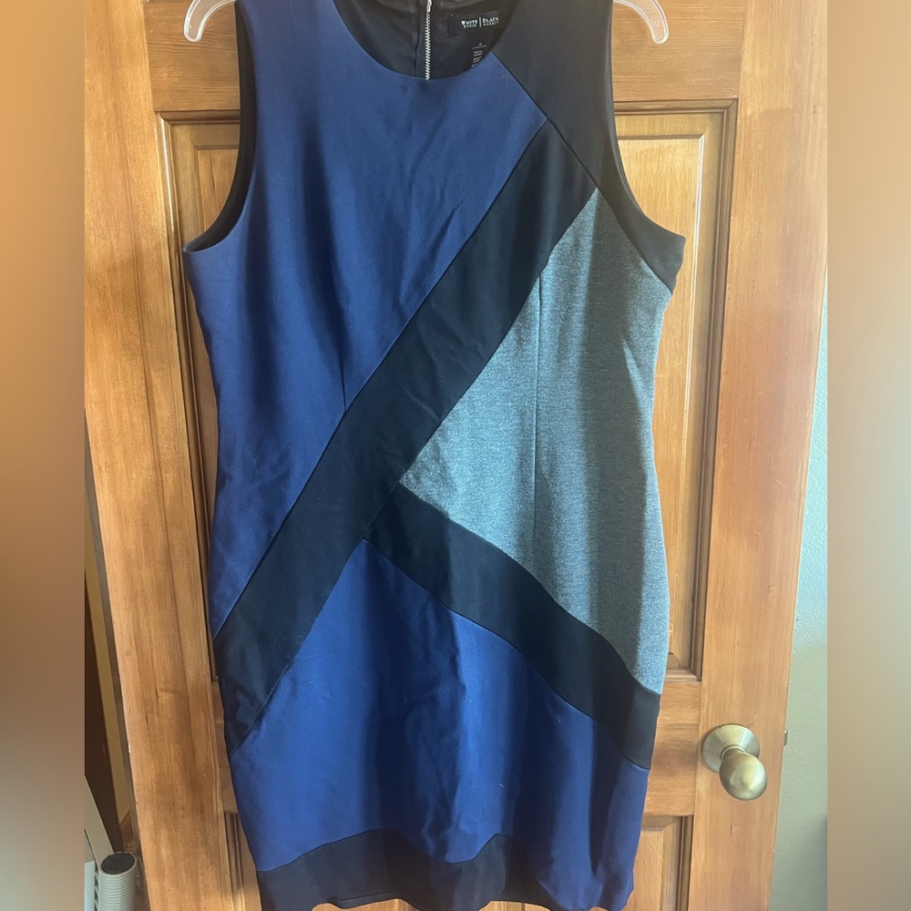 White House Black Market sleeveless dress in a size 14.